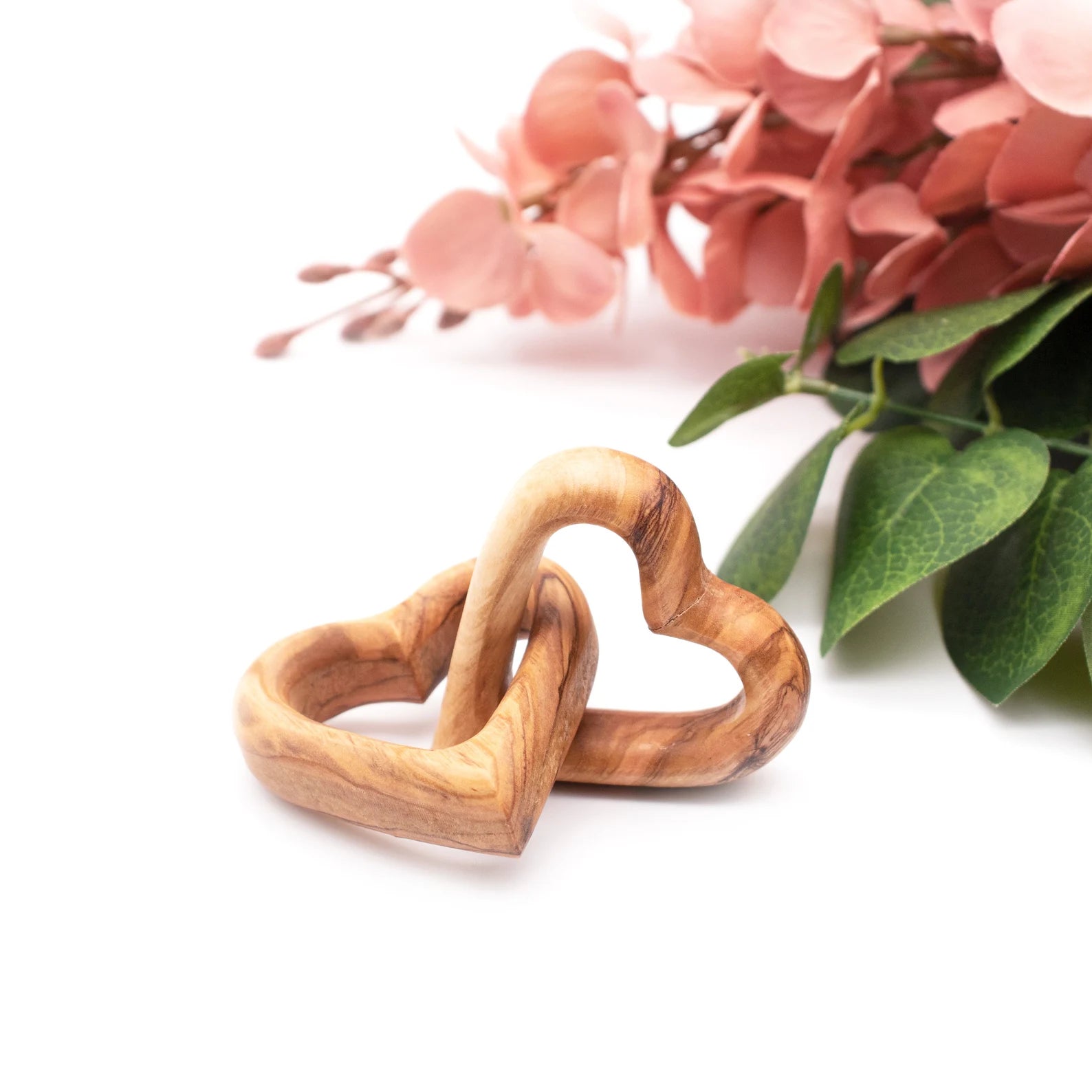 Personalized Interlocking wooden, Hearts Wedding wood Heart, 5th Anniversary gift, Valentines gift