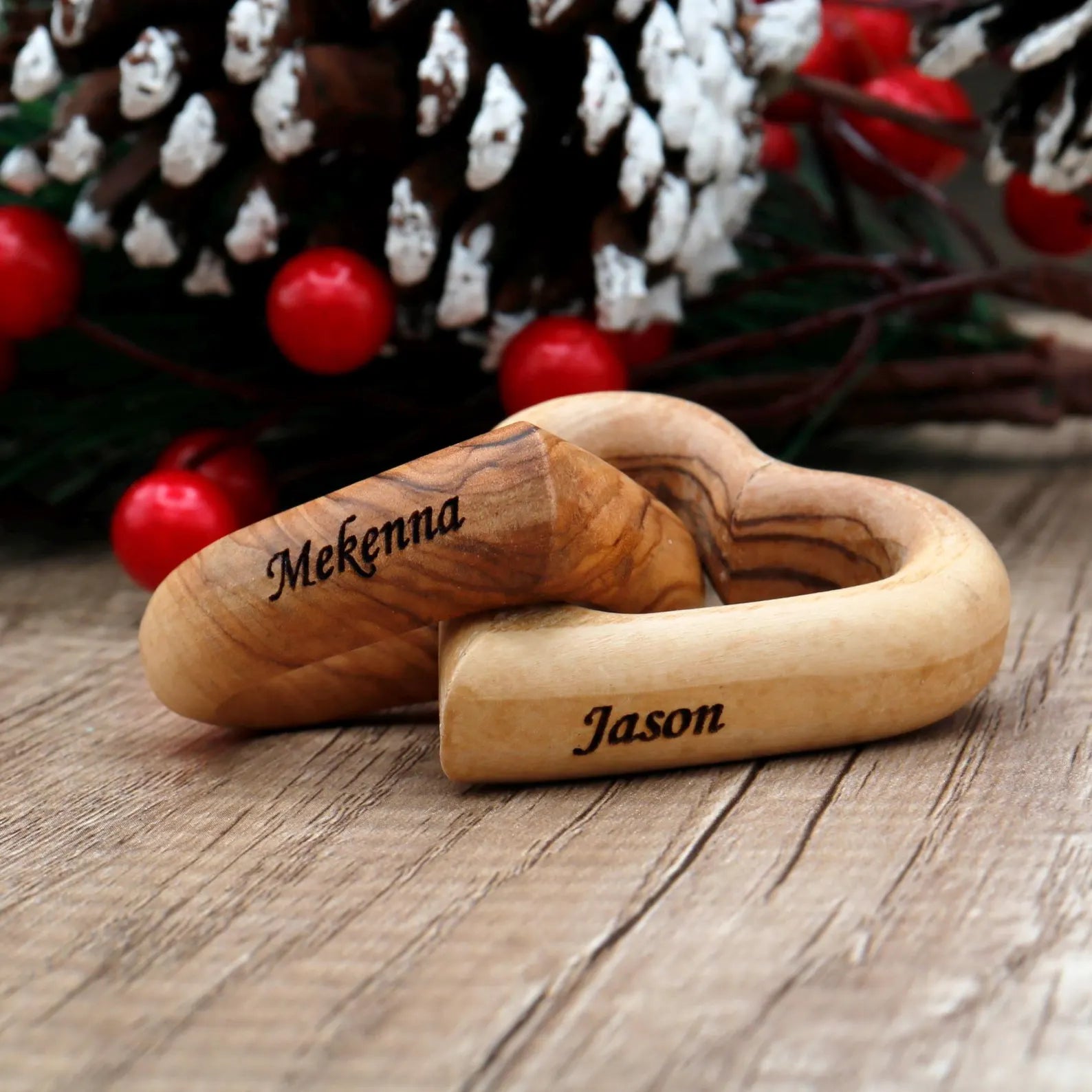Personalized Interlocking wooden, Hearts Wedding wood Heart, 5th Anniversary gift, Valentines gift