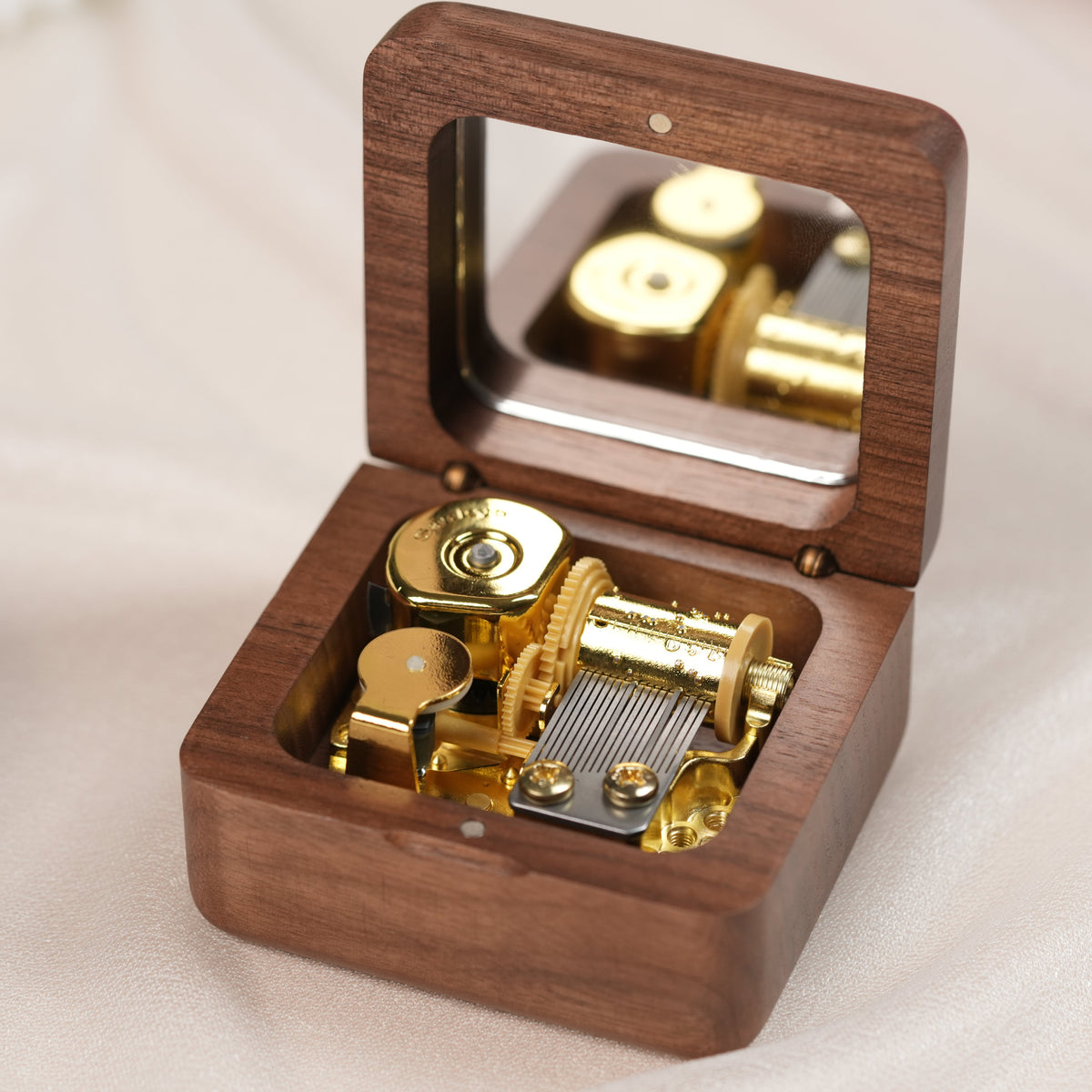 Square Music Machine Personalized Music Box with a Custom Metal Melody Mechanism, Wooden Sq ...